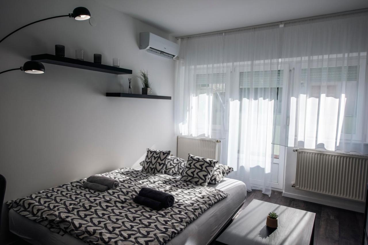 佩奇Anavrin Apartman Free Parking公寓 外观 照片