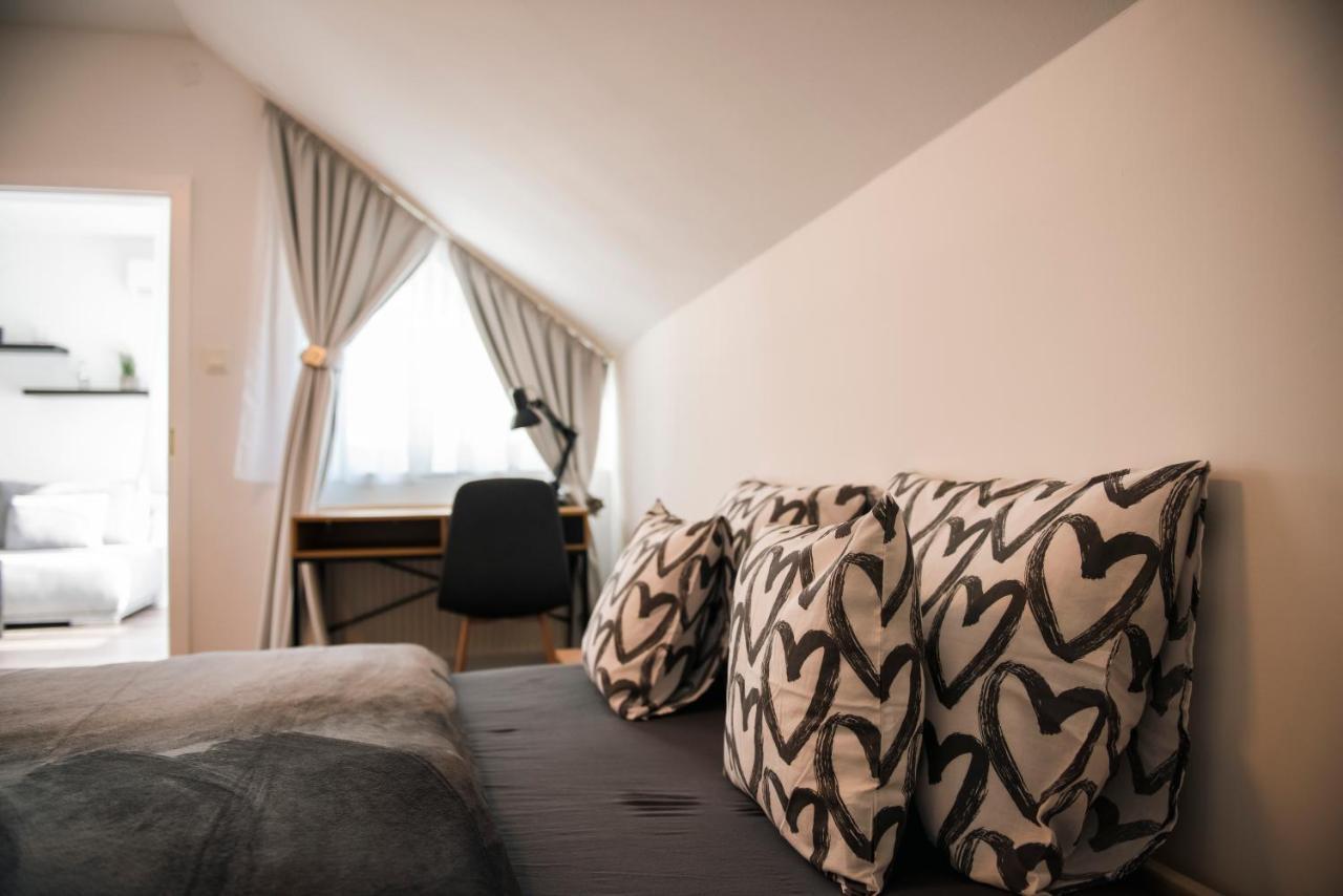 佩奇Anavrin Apartman Free Parking公寓 外观 照片