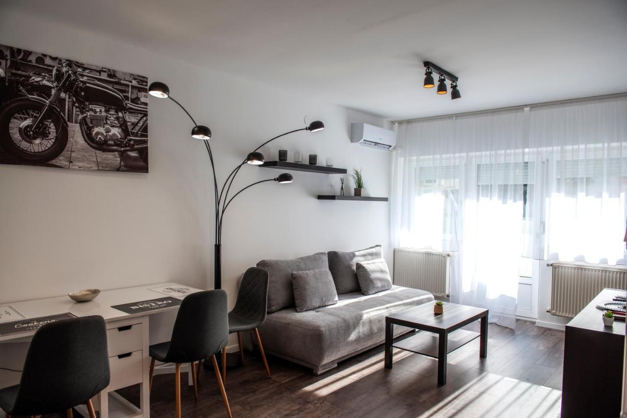佩奇Anavrin Apartman Free Parking公寓 外观 照片